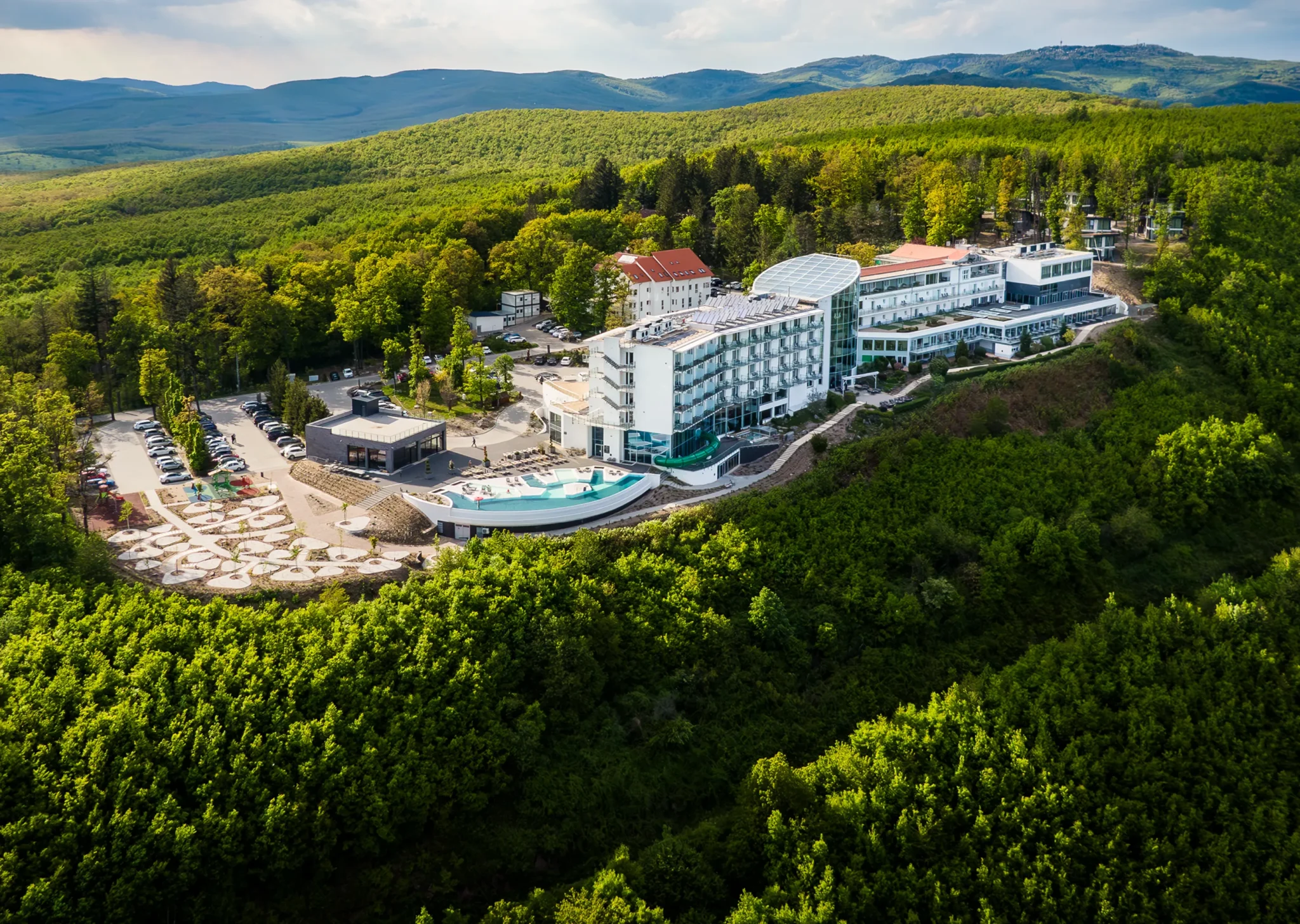 Ózon Hotel madártávlatból